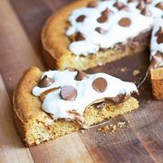 <p class="FreeForm">A fun twist on the campfire classic, this has a graham cracker base topped with gooey marshmallow frosting and chocolate chips.</p>
<p class="FreeForm">Get the recipe at <a href="http://www.lilyshop.com/smores-pizza" target="_blank">Lilyshop</a>.</p>
<p class="FreeForm"><strong>RELATED: <a href="http://www.womansday.com/food-recipes/dessert-recipes/10-nut-free-desserts-105923" target="_self">10 Nut-Free Desserts</a></strong></p>