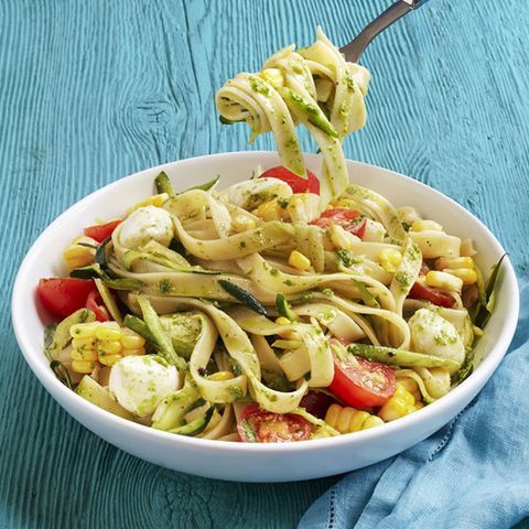 Pasta with Tomatoes, Zucchini, and Pesto