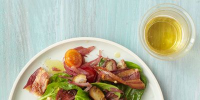 spinach salad bacon egg