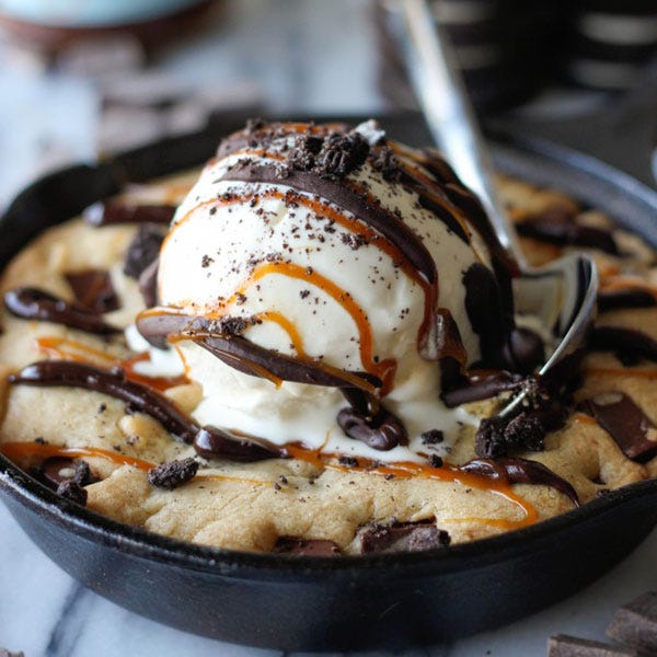 Food, Cuisine, Dessert, Ingredient, Dish, Recipe, Chocolate syrup, Dairy, Comfort food, Cooking, 