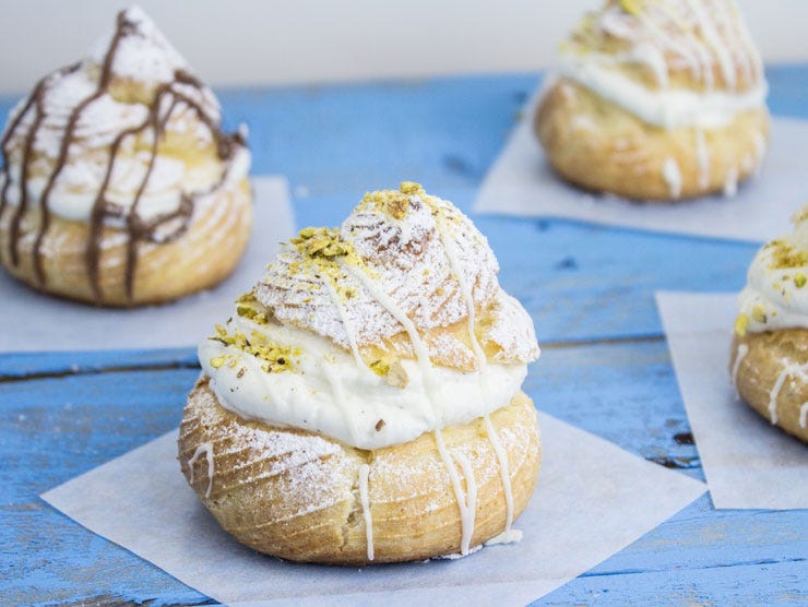 cream puffs