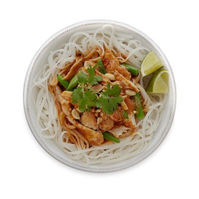 thai chicken and noodles