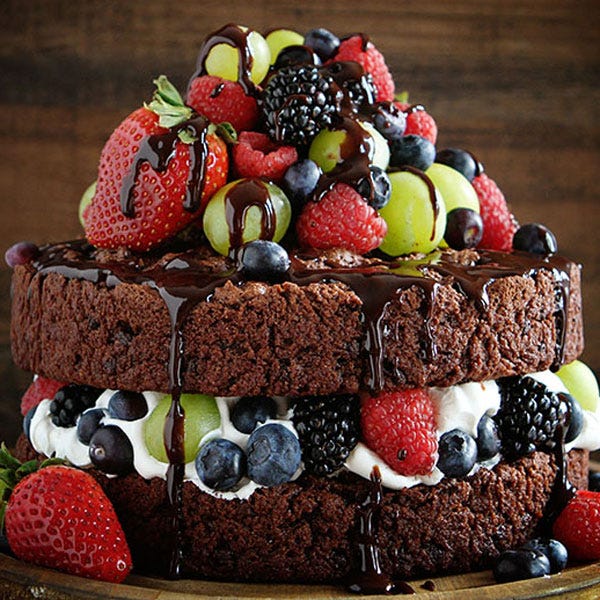 Sweetness, Food, Cuisine, Ingredient, Dessert, Fruit, Cake, Baked goods, Cake decorating, Produce, 
