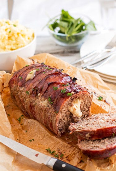 Food, Ingredient, Cuisine, Dishware, Meat, Beef, Pastrami, Dish, Kitchen utensil, Pork, 