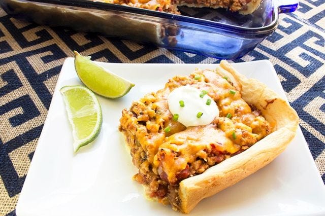 skinny deep dish taco pizza