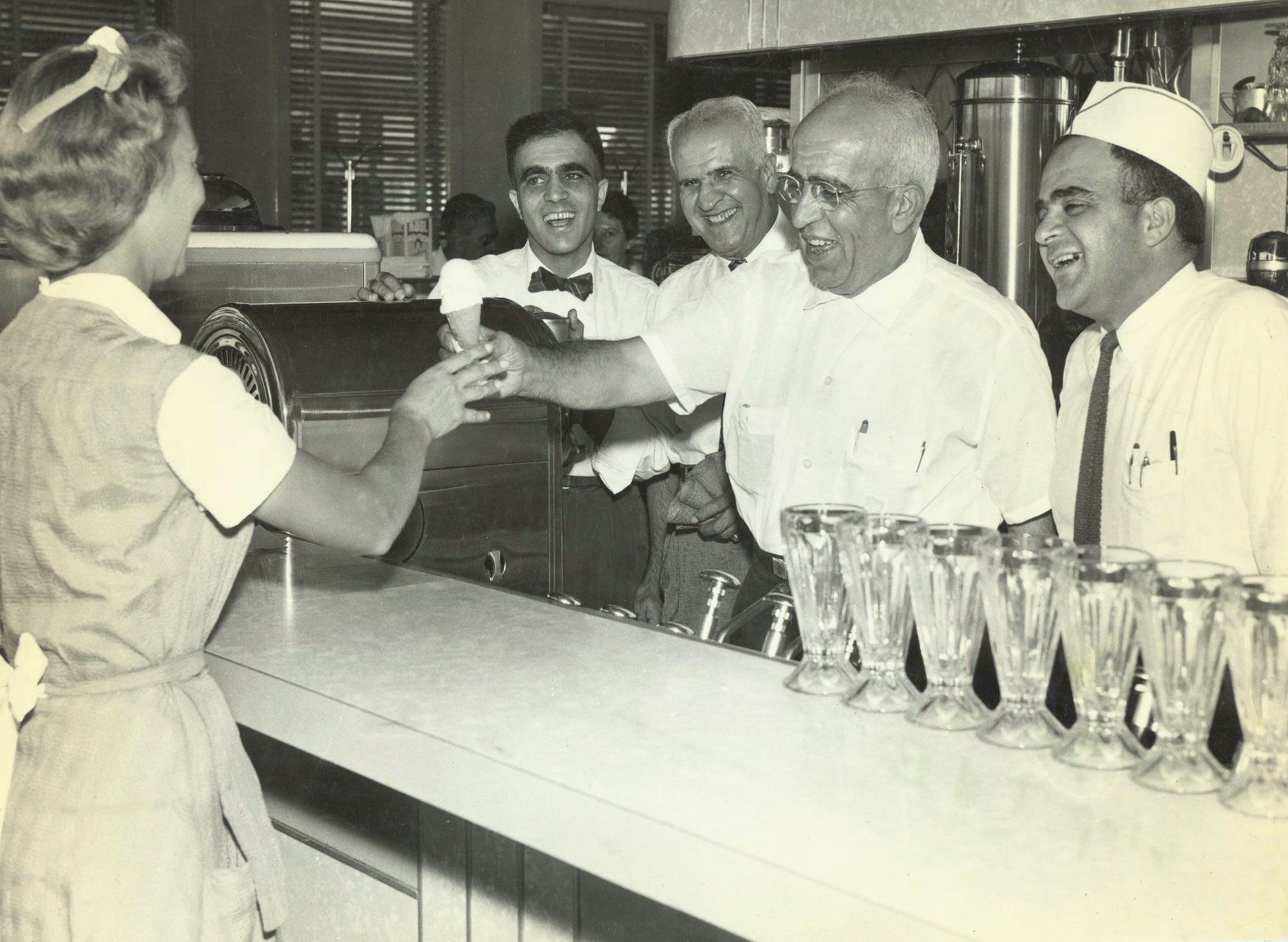 50s ice cream parlor