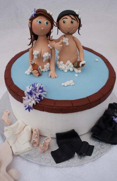 15 Naughty Cakes that are Bachelorette Party Worthy! | Real Wedding Stories  | Wedding Blog