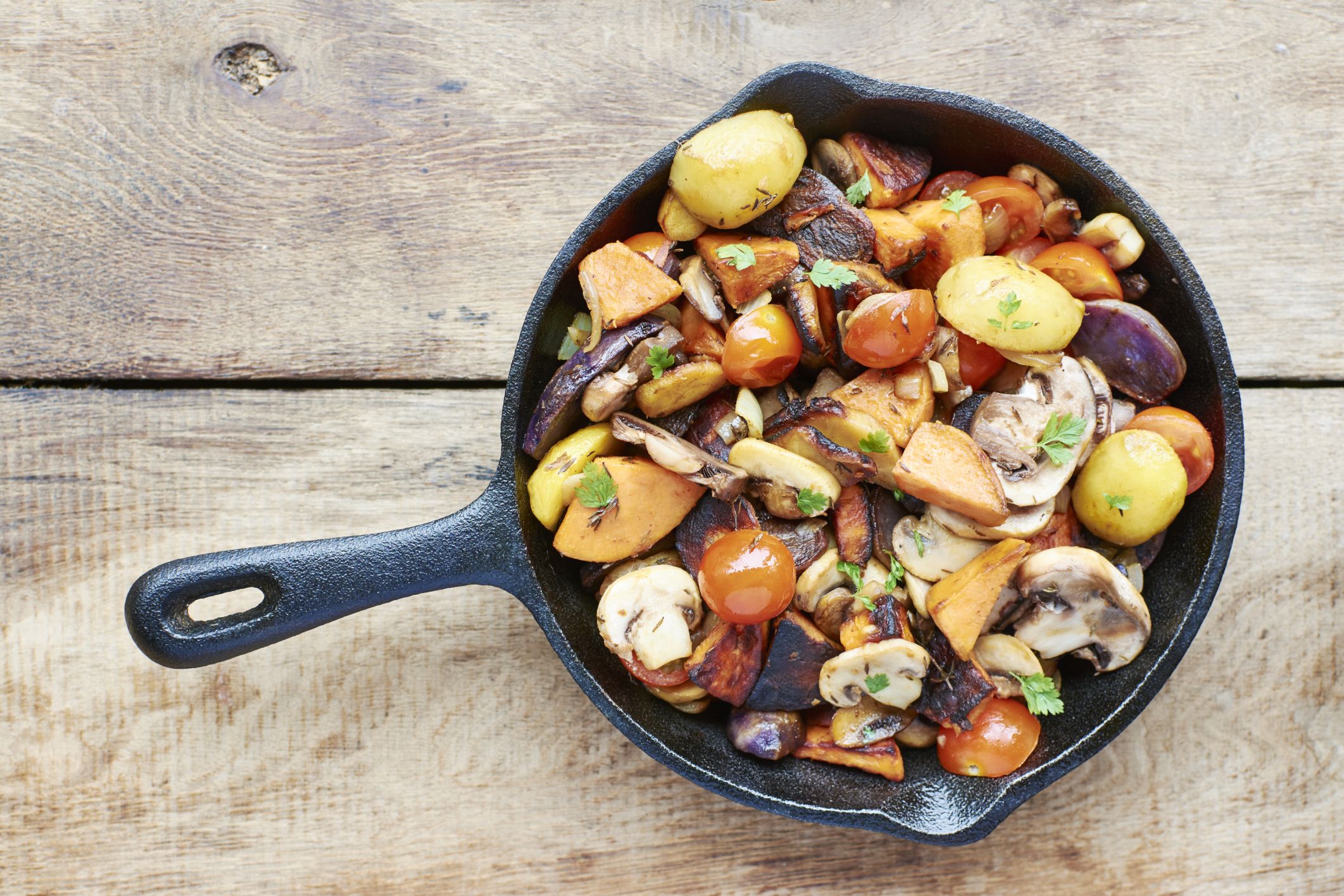 Kitchen Hacks 101: 7 benefits of using cast iron cookware - Times