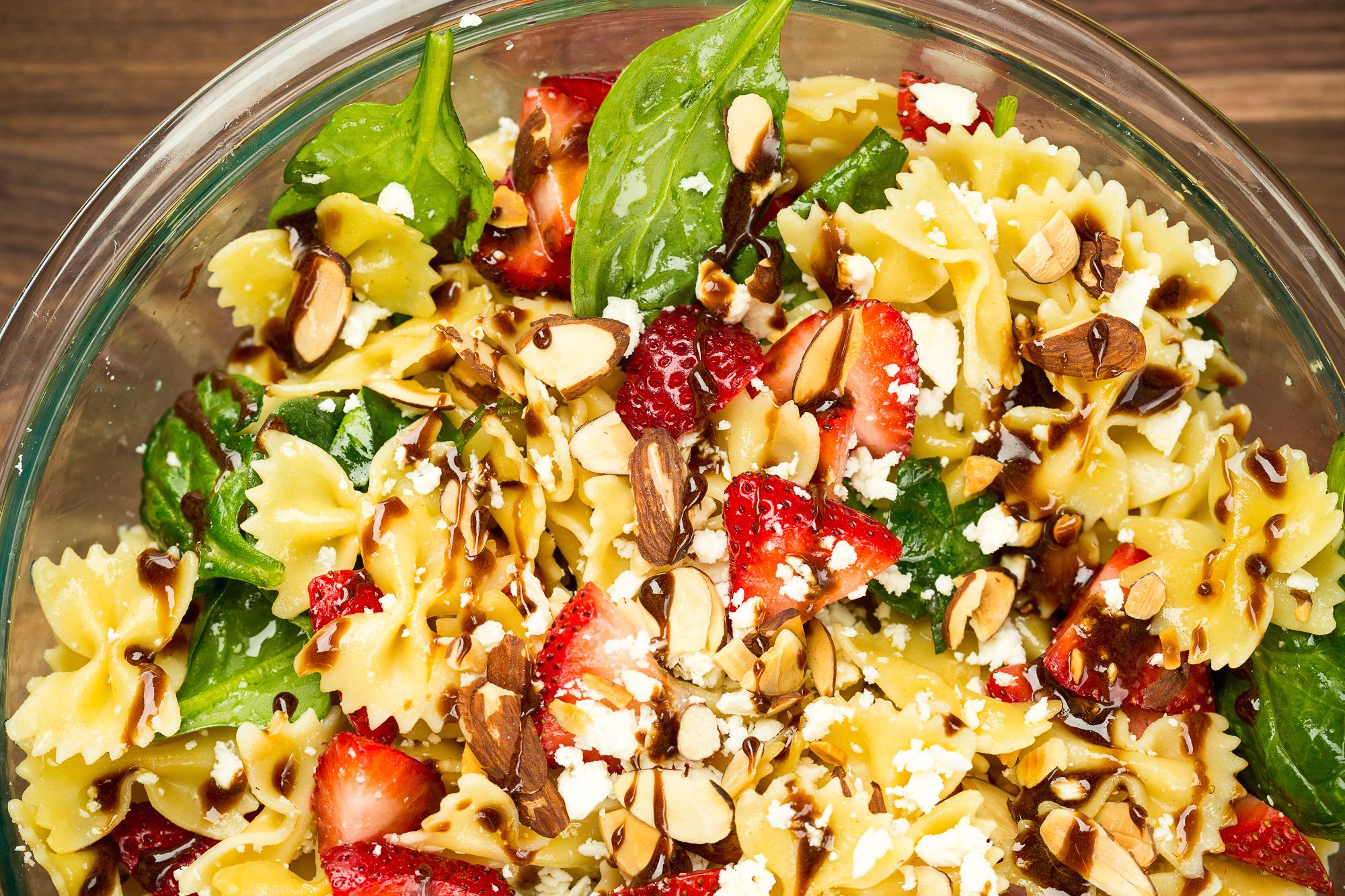 Best Strawberry Balsamic Pasta Salad - How to Make Strawberry Balsamic Pasta  Salad