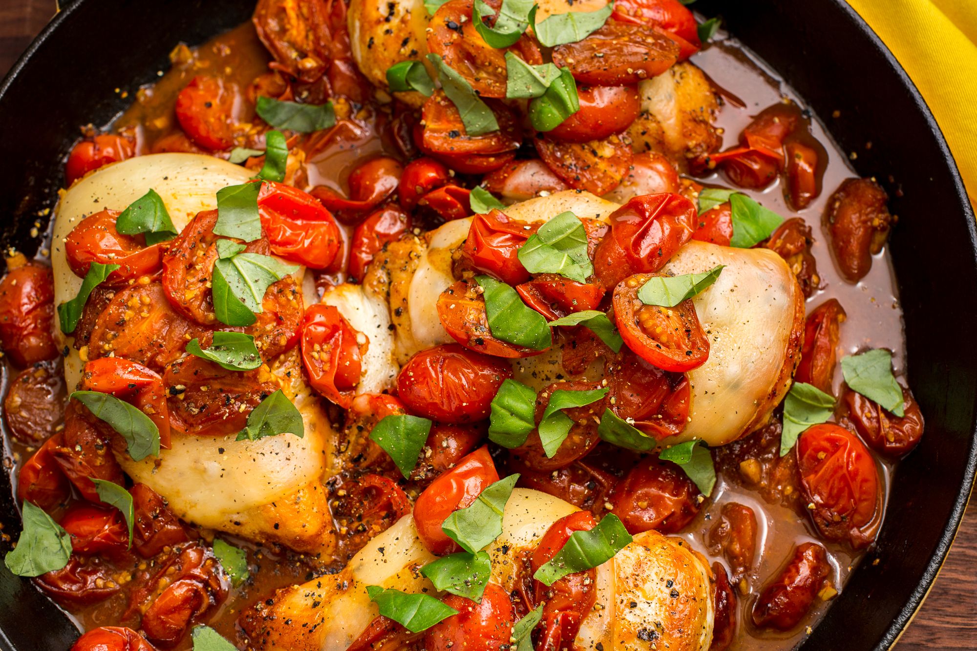 Best Caprese Chicken Recipe How To Make Caprese Chicken