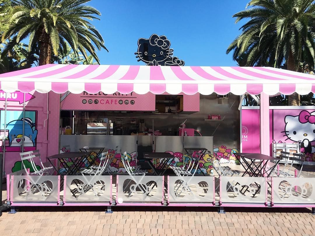 Hello Kitty Outdoor Cafe A Grand Experience In Orange County