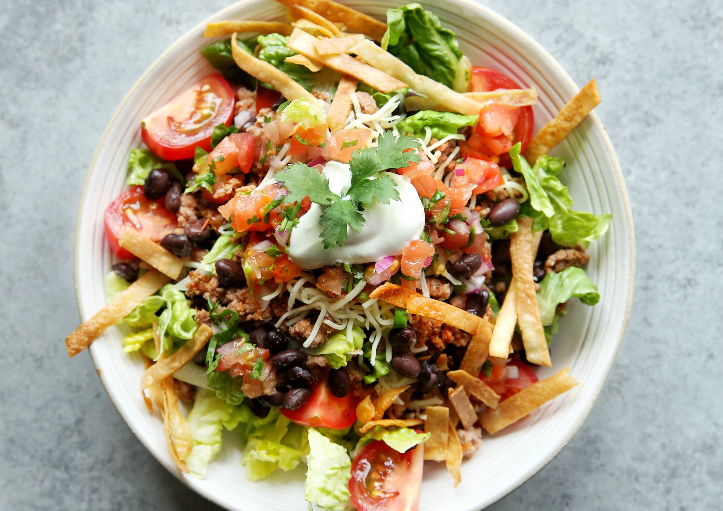 how much ground beef per person for taco salad