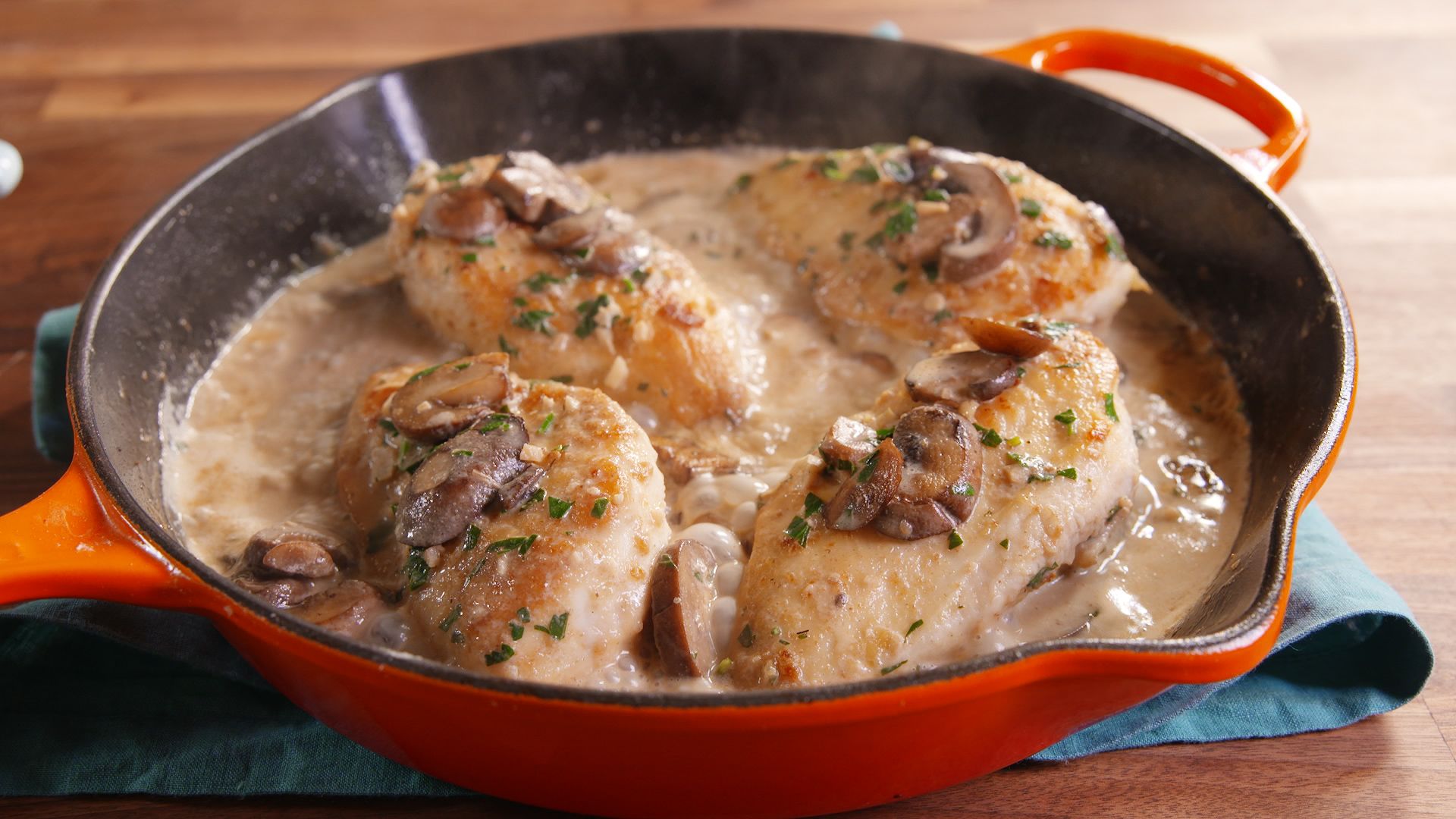 Slow Cooker Chicken Marsala - Creme De La Crumb