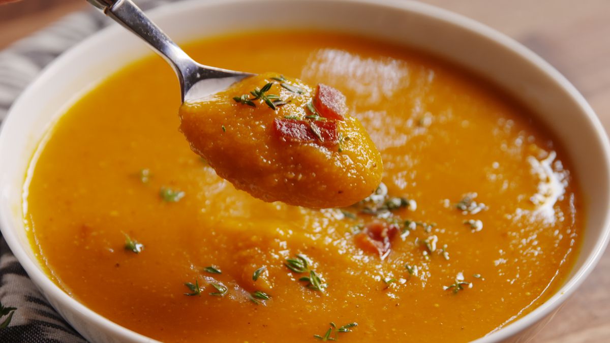 preview for This Bacon Butternut Squash Soup is basically fall in a bowl.