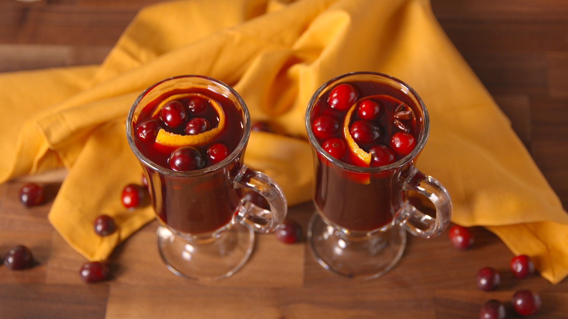 Slow Cooker Mulled Wine - A Full Living