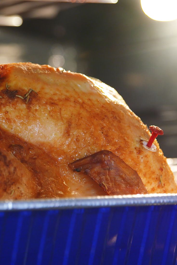 Using a Foil Roaster for Roasting a Turkey