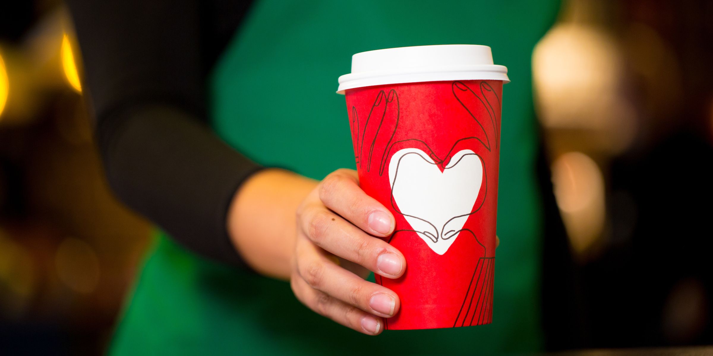 https://hips.hearstapps.com/delish/assets/17/48/1511880099-red-cup2.JPG