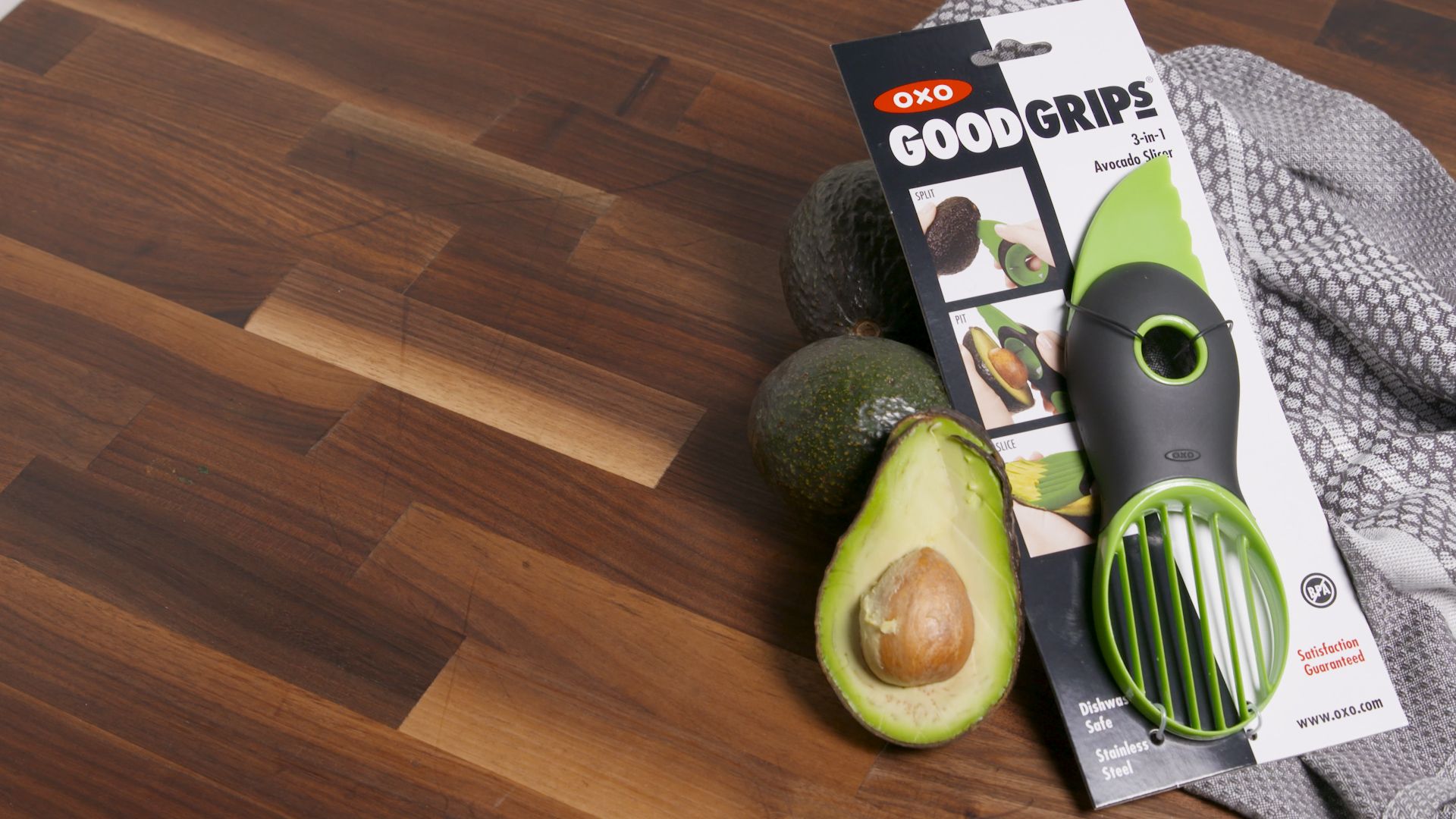 OXO Good Grip 3-In-1 Avocado Slicer, Green