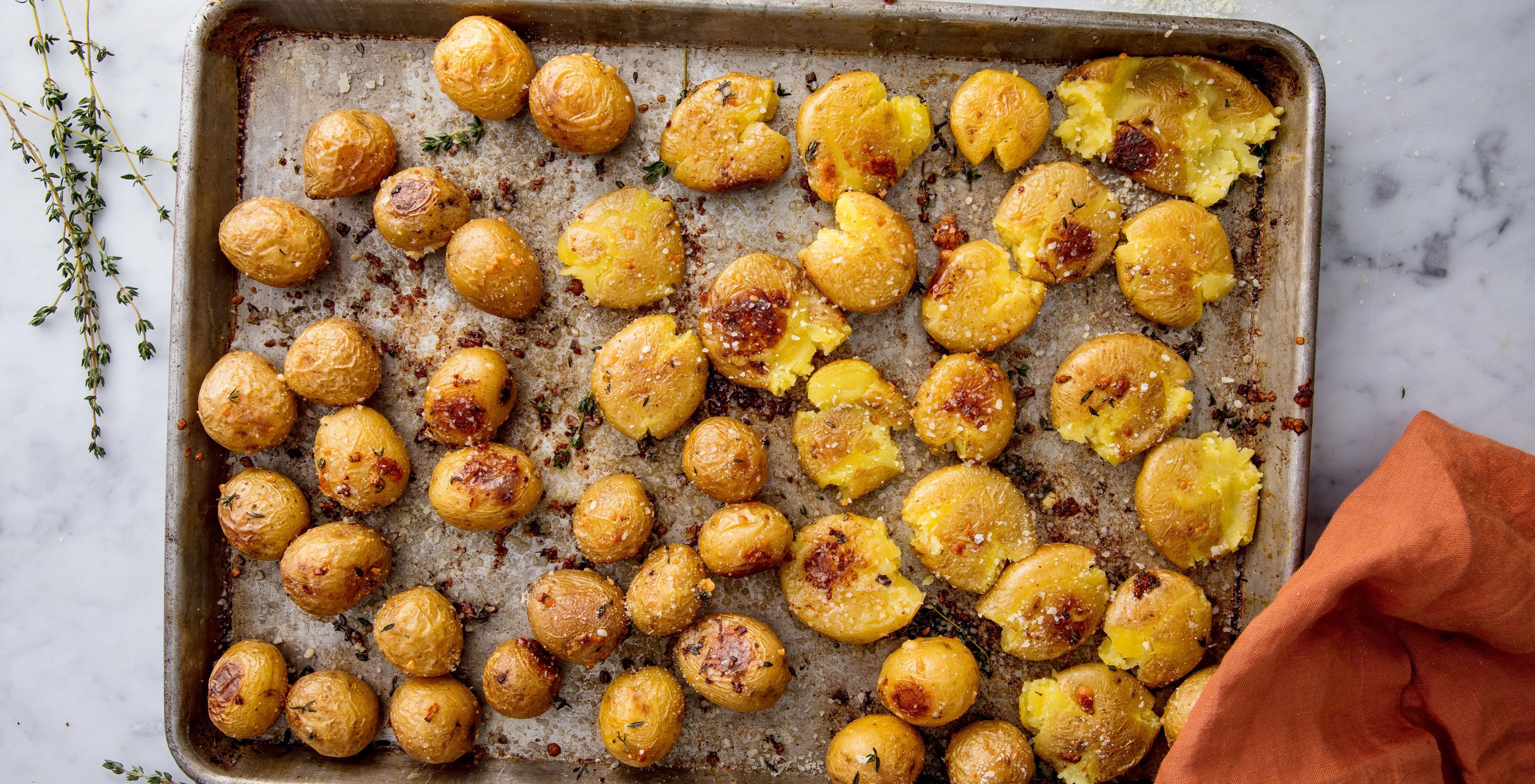 Crispy Garlic Butter Parmesan Smashed Potatoes