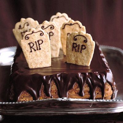 It's spooky how EASY this Graveyard Cake is to make!🪦 Be sure to save the  full recipe below ⬇️ You'll need… ½ box Pillsbu... | Instagram