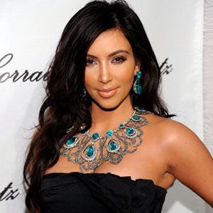 Kim Kardashian rocks plunging white gown at Las Vegas birthday bash with  Kanye West – New York Daily News