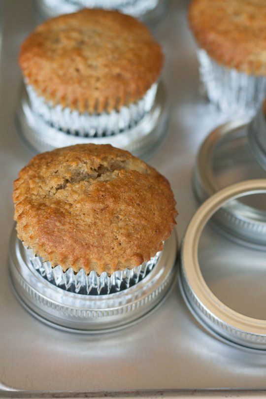 Muffin Pan with Lid