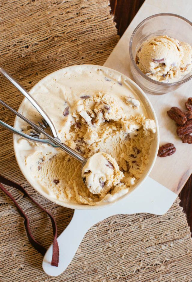 The 15 Best Holiday Ice Cream Flavors for 2021