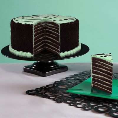 Ridiculously Easy Chocolate Peppermint Sheet Cake - The Café Sucre Farine