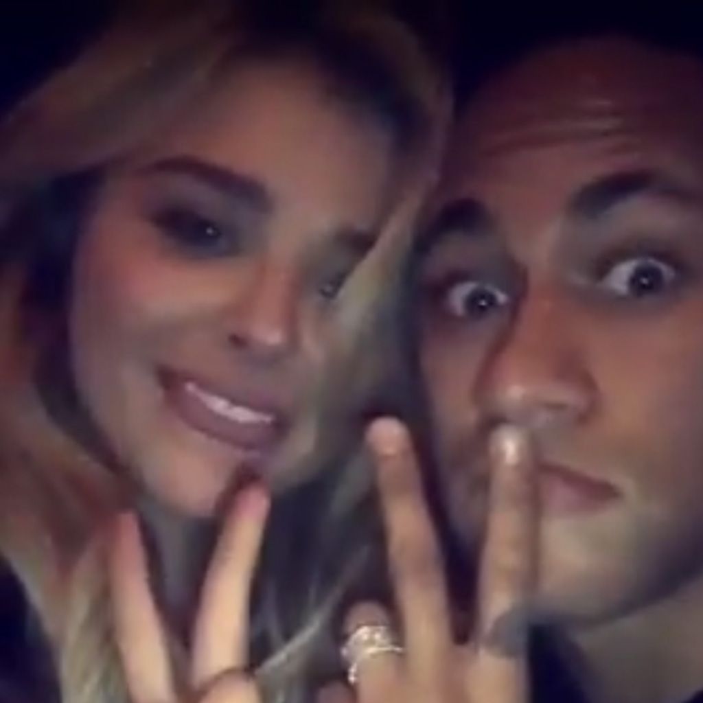 Chloë Grace Moretz e Neymar aparecem juntos no SnapChat e fãs shippam