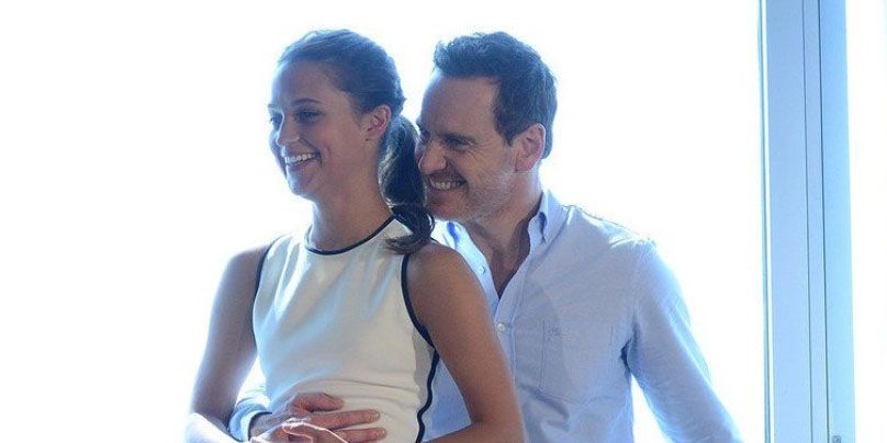 Alicia Vikander y Michael Fassbender ahora son una familia: reaparecen  juntos y con su hijo en Ibiza, Gente