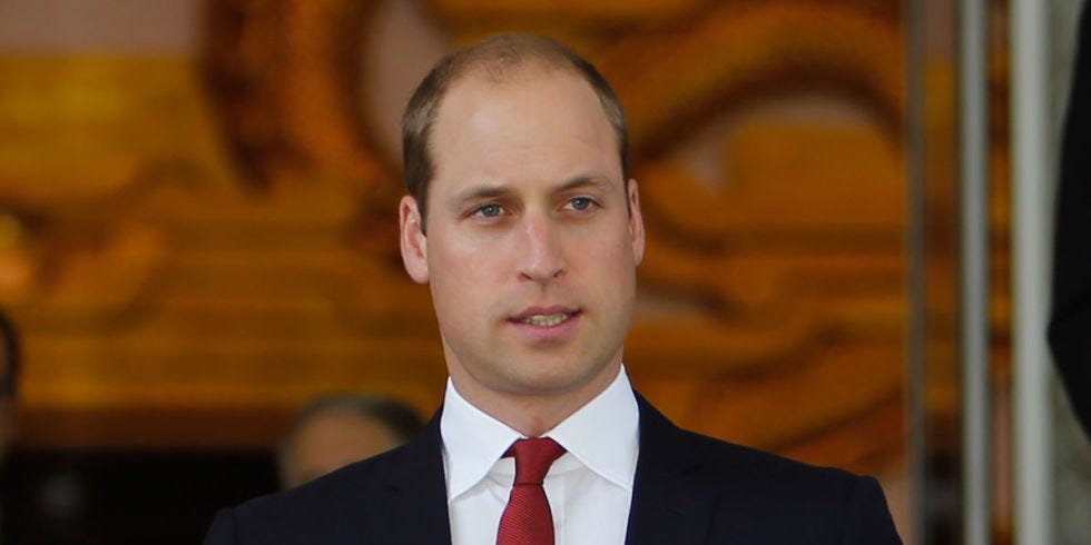 los principes de gales vestidos de azul