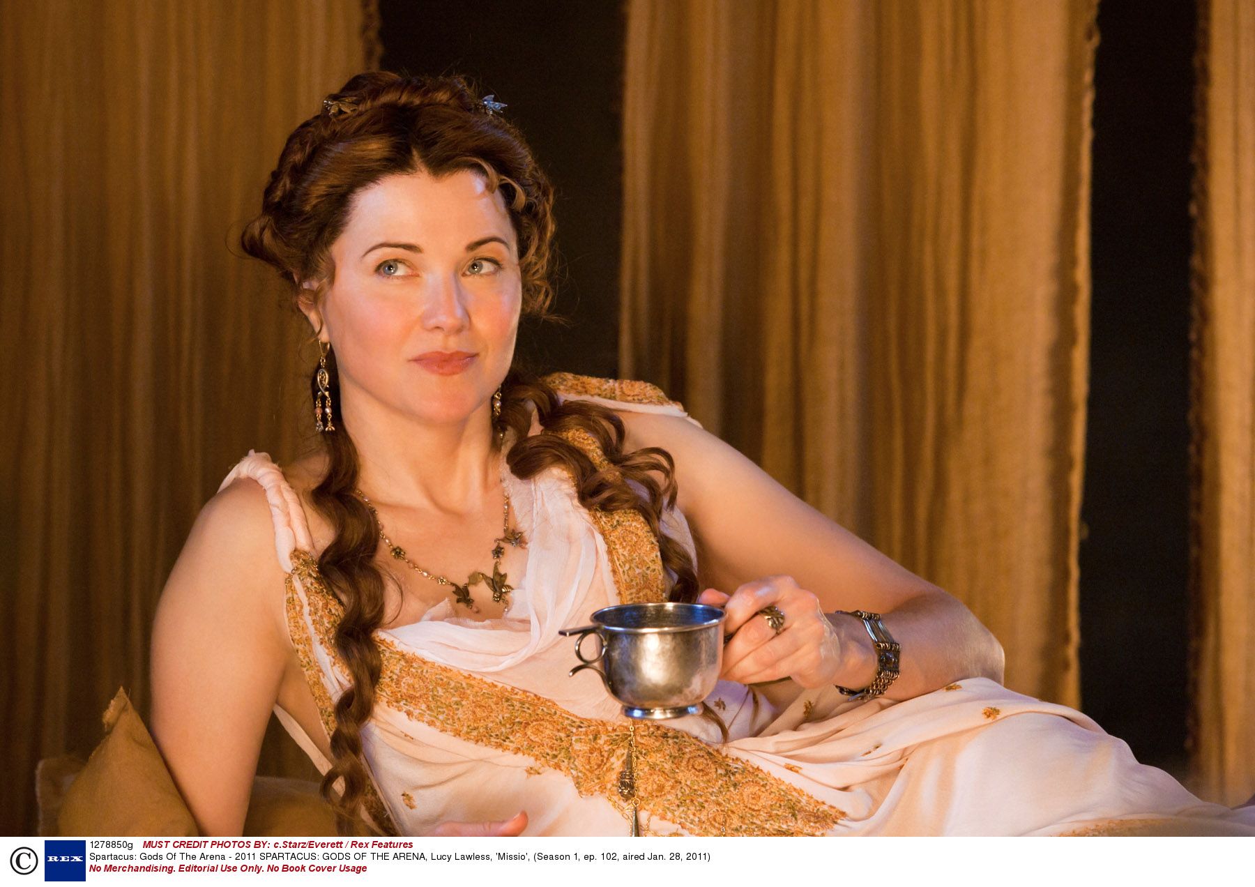Lucy lawless spartacus pics