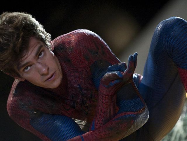 Spider-Man suit irritated, says Garfield