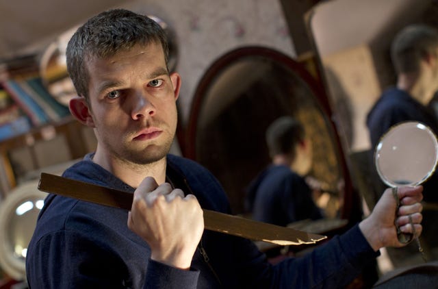 Быть человеком. Быть человеком 2008. Быть человеком (2008-2011). Being Human, сериал, 2008–2013. Быть человеком сериал 2010.