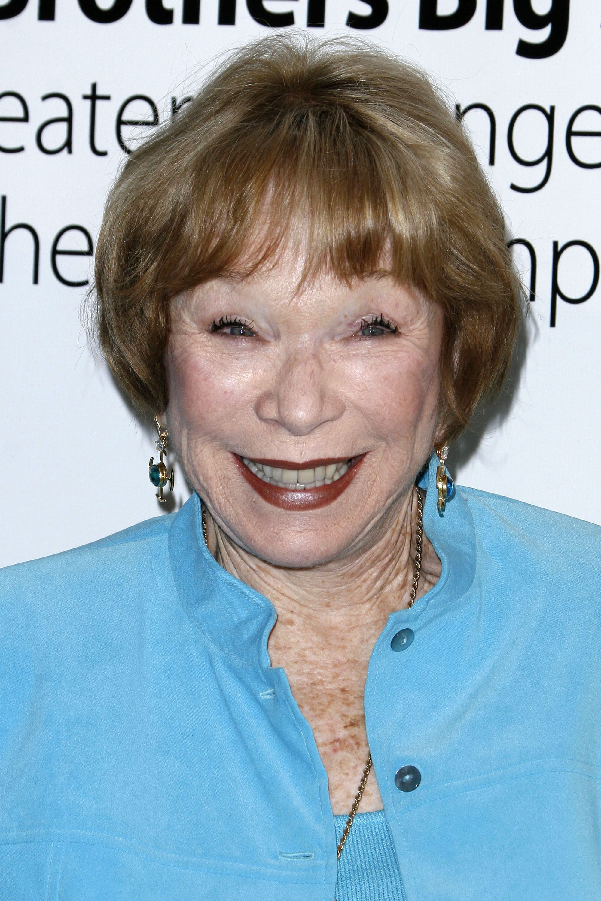 Movie Legends - Shirley MacLaine (Finale) - YouTube