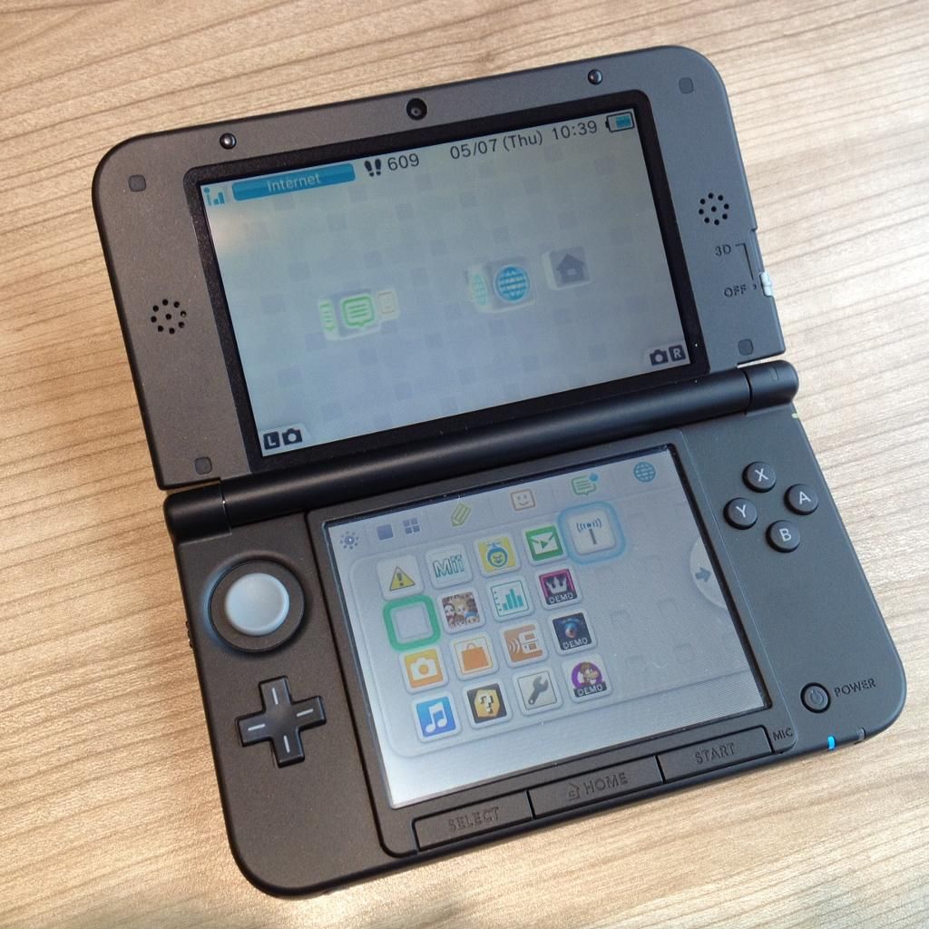 how much is a ds xl worth