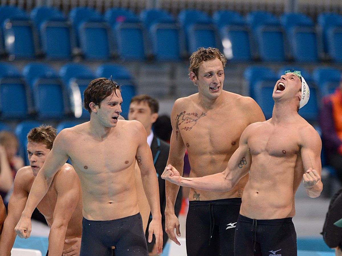 Gay Spy: French swimmers show off strokes