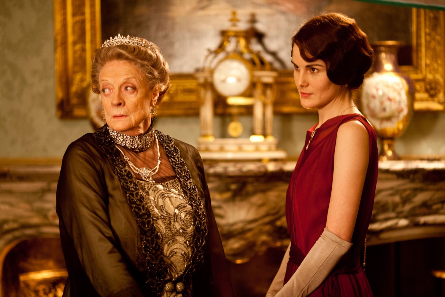 Downton abbey season 2 deals christmas special full episode