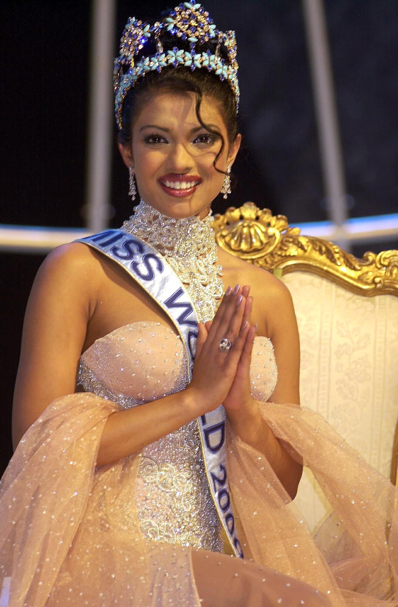 Priyanka Miss World swimsuit round awkward