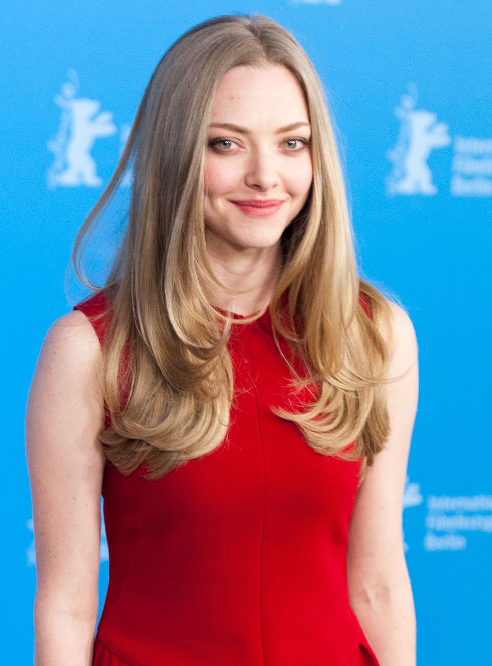 What size are Amanda Seyfried's breasts boobs?