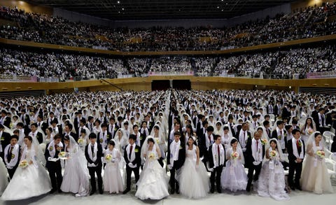 3 000 people marry in mass ceremony