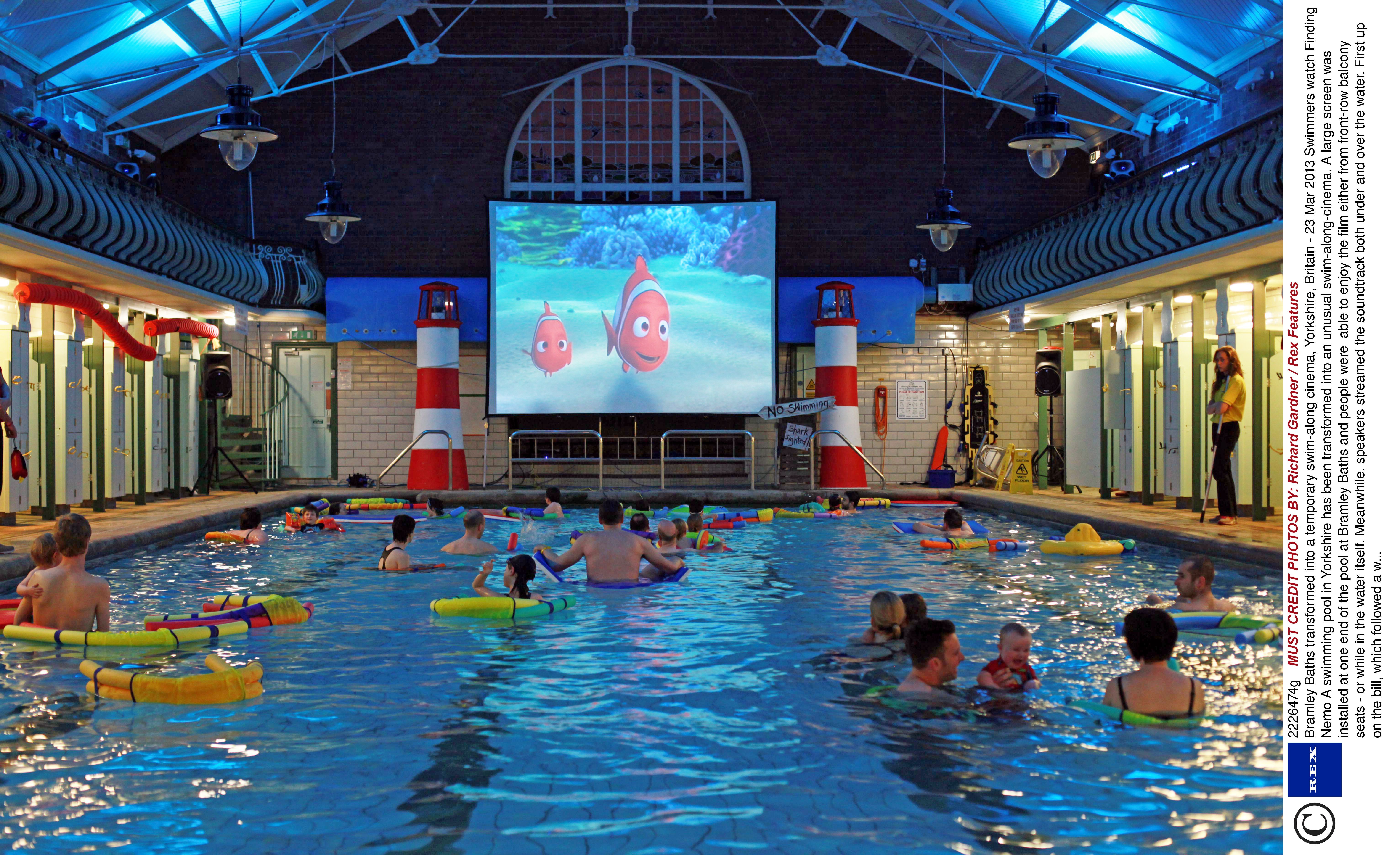 Finding nemo paddling pool top