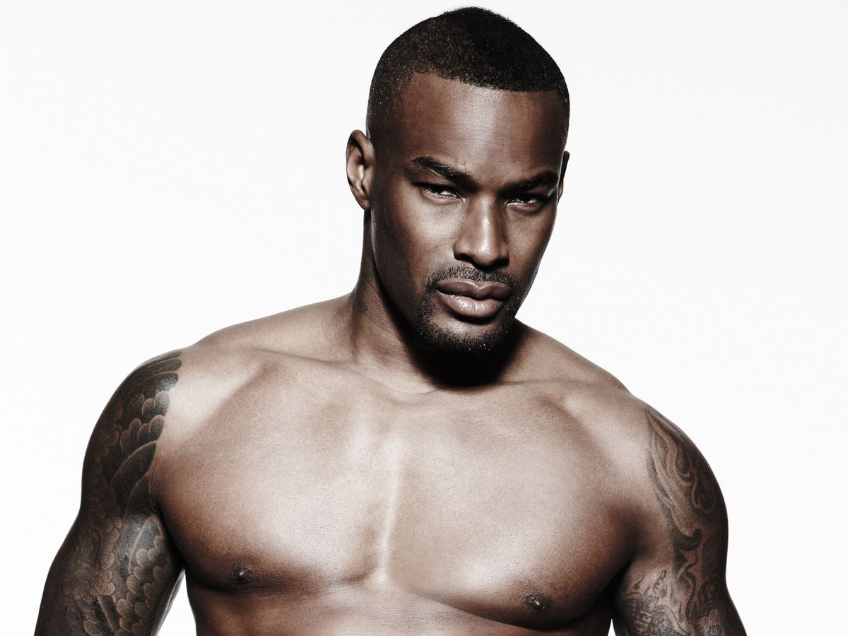 Gay Spy: Tyson Beckford naked for charity