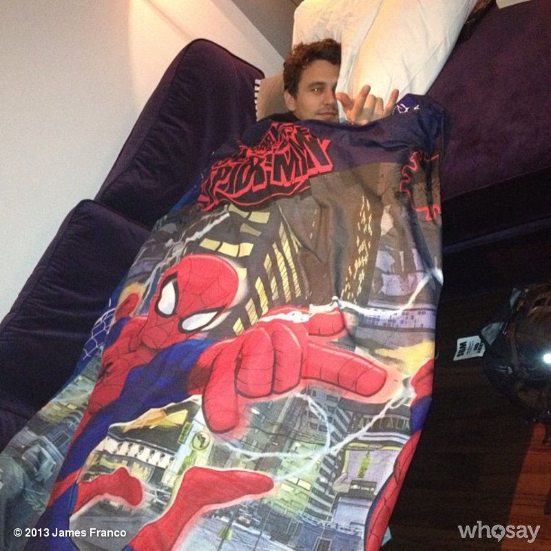 James Franco pretends to be Spider-Man