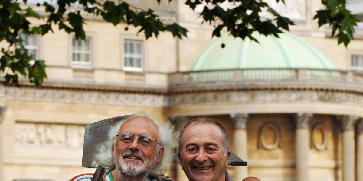 'Time Team' star Mick Aston dies, aged 66