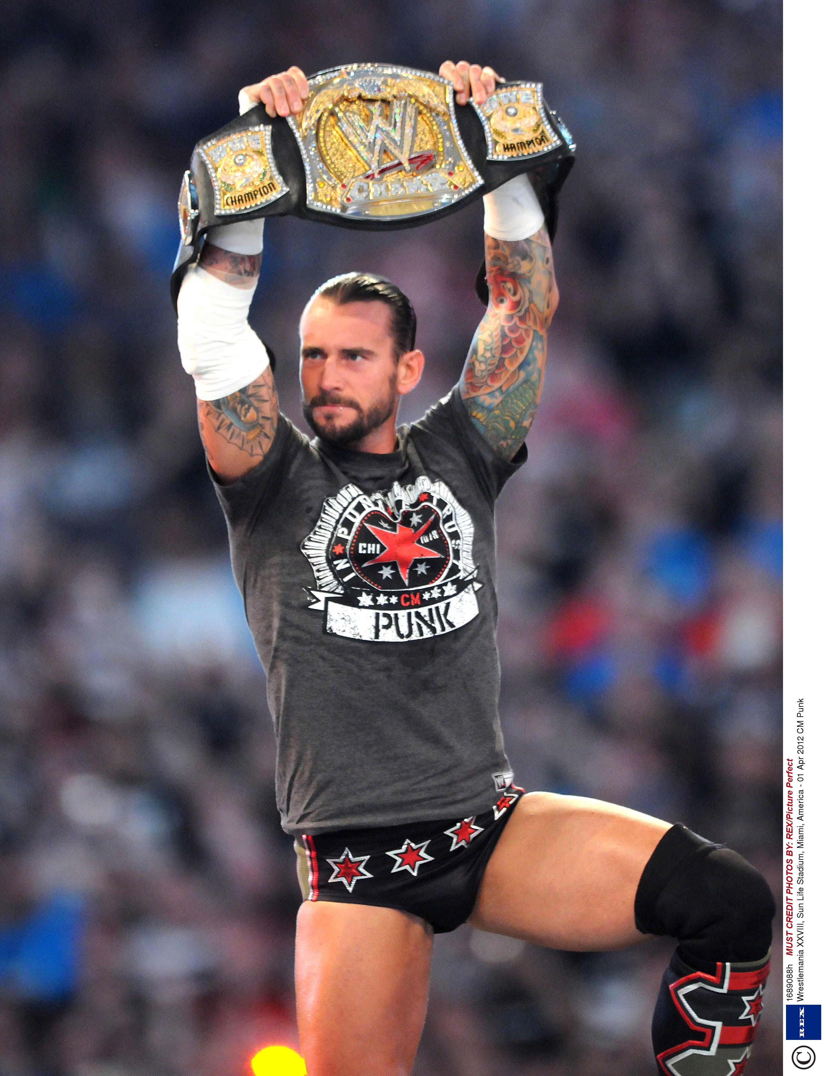 Former WWE Champion CM Punk postpones his UFC debut to have back surgery