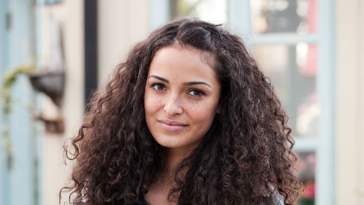 Hollyoaks and Harry Potter actress Anna Shaffer joins Doctor Who spinoff  Class