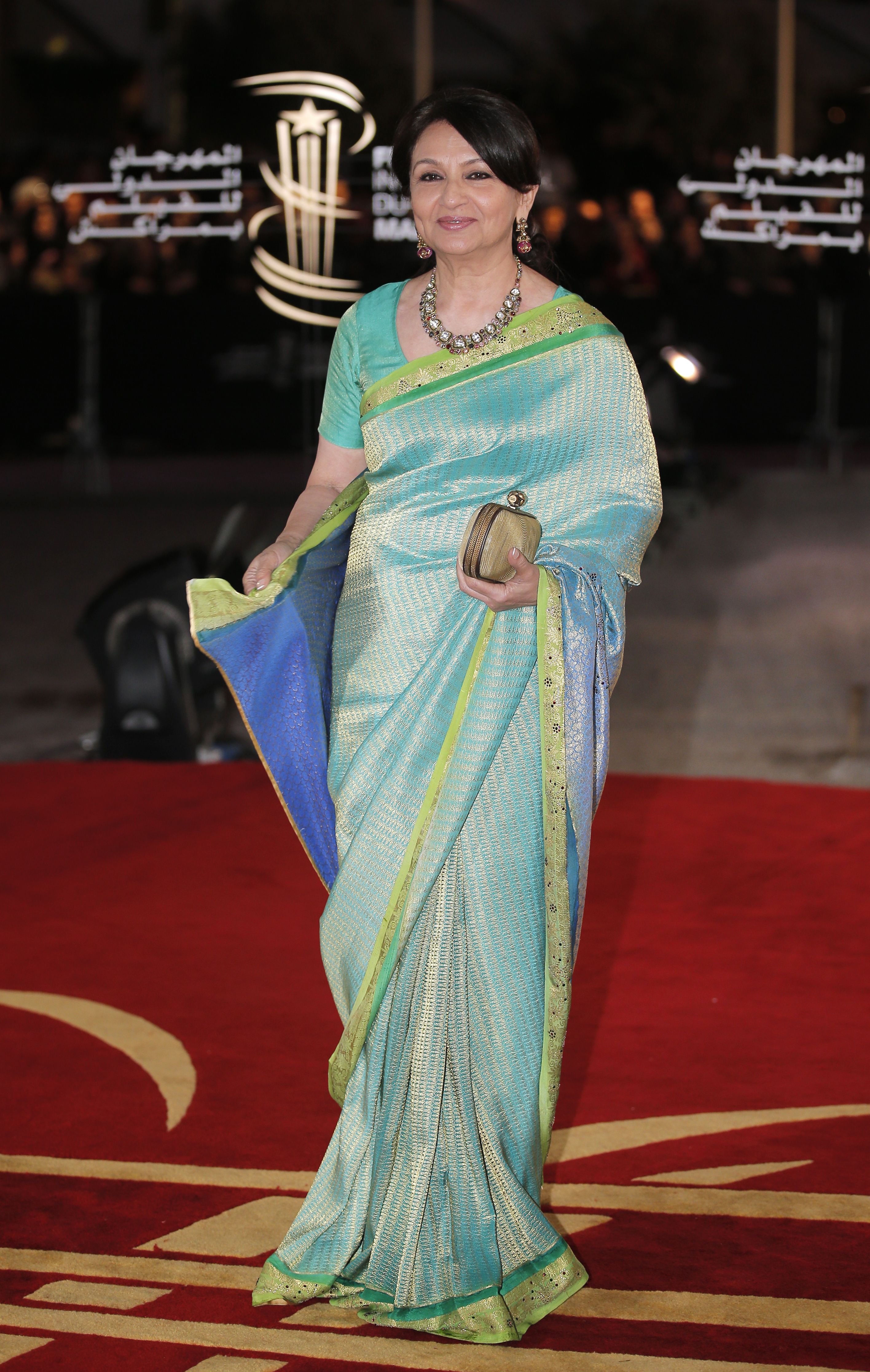 Sharmila Tagore | Vintage bollywood, Prettiest actresses, Sharmila tagore