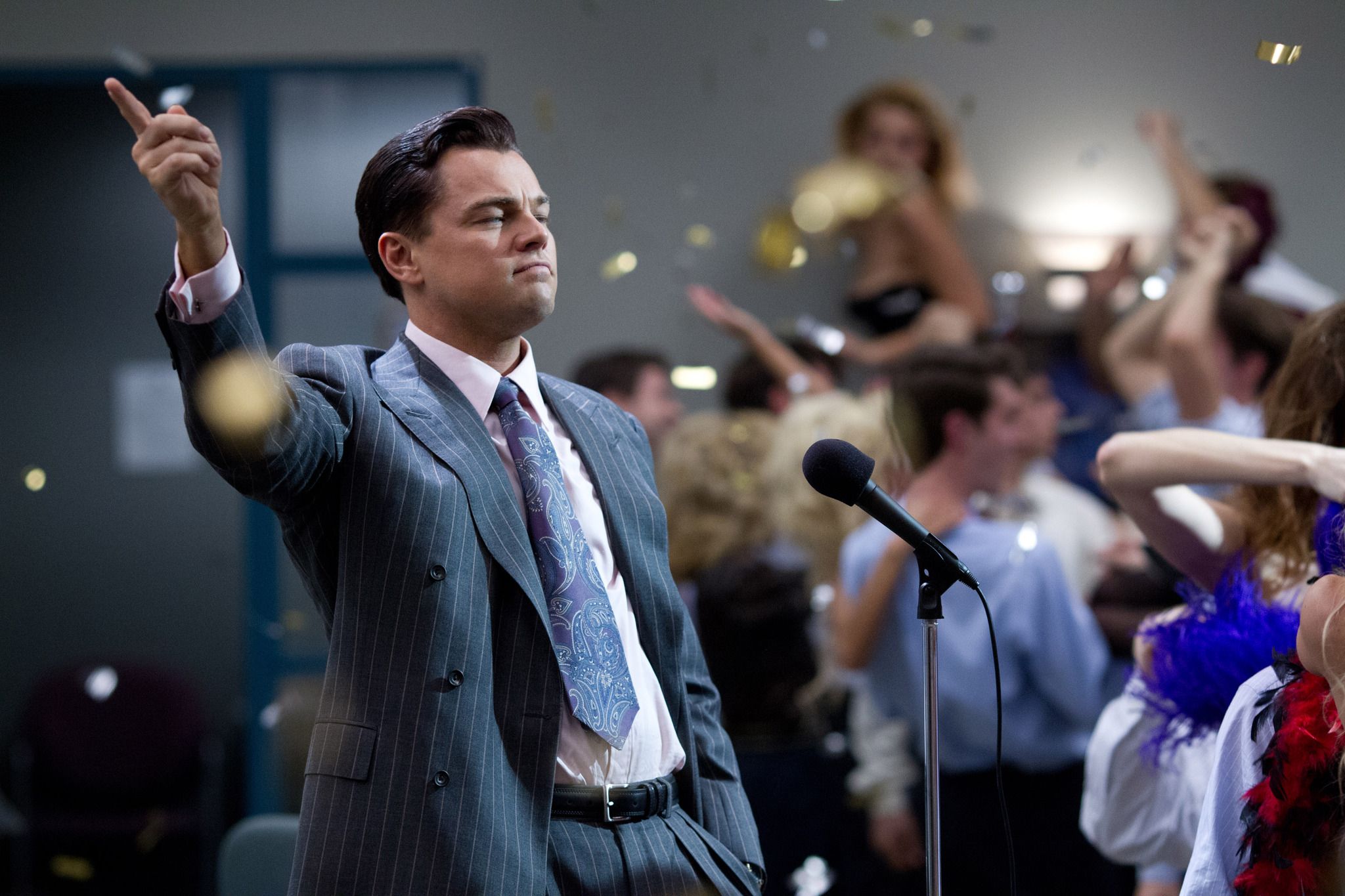 DiCaprio defends Wolf of Wall Street