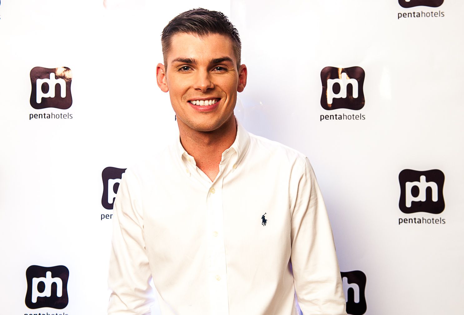 Hollyoaks Star Backs Ste, JP Future